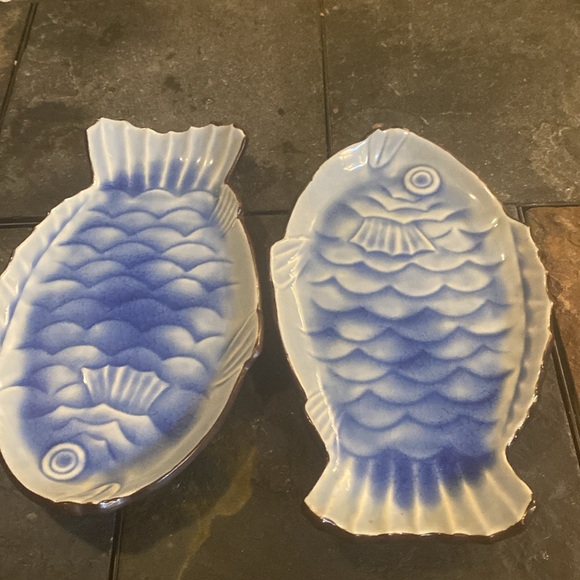 Japanese Blue Crackle Fish Sushi Plates - Picture 3 of 9